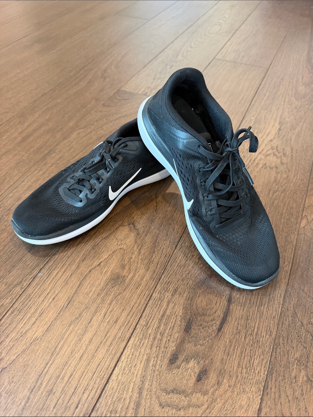Nike Flex 2016 RN Running in Black Size 6.5 - C54-169